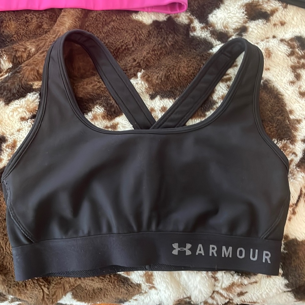 Under Armor sports bra size medium.